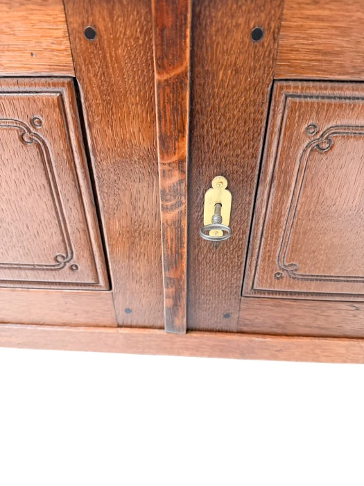 Arts & Crafts Cupboard by Jac. van den Bosch for 't Binnenhuis, 1900s